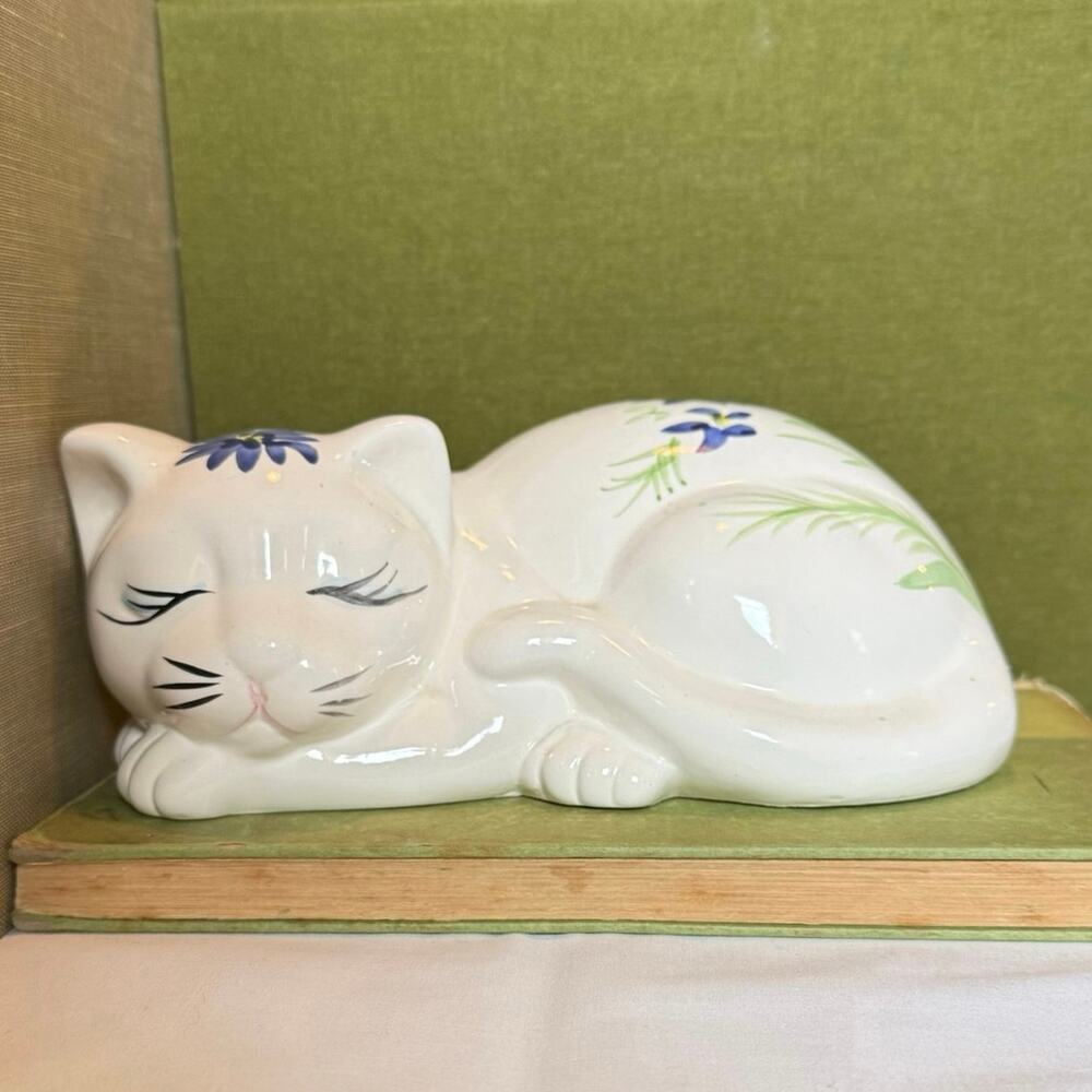 Vintage Ceramic Sleeping Cat • Floral 8” • Price Products Bellmawr N.J. / Taiwan